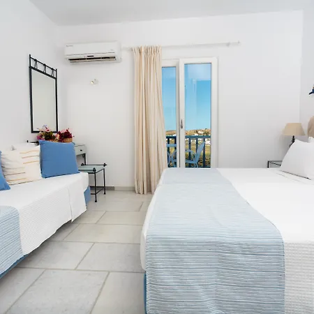 ホテル Pyrgaki 4*