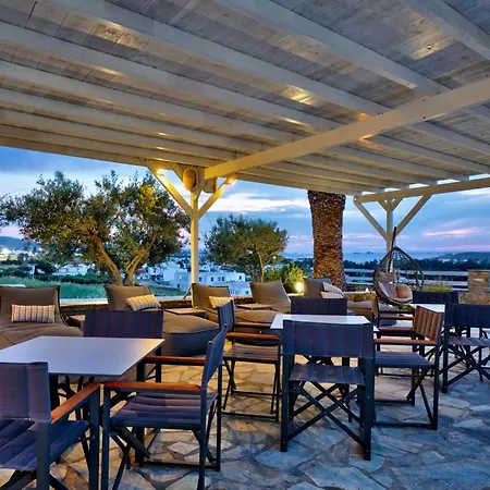 Pyrgaki 4* パロス島