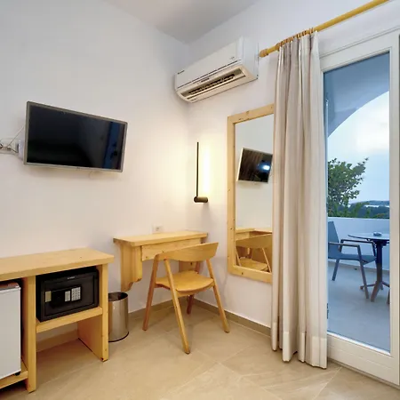 Pyrgaki Hotel 4*